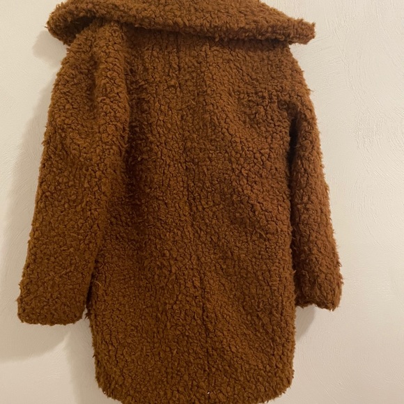 American Eagle 3/4 brown fuzzy coat - Picture 2 of 3